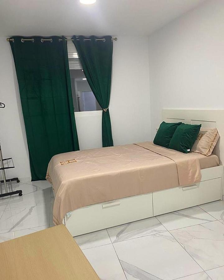 Your Perfectt Place * Valenza